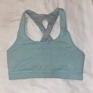 Lululemon women’s yoga sports bra